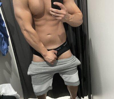 sexyhornyg