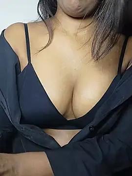 shy_jhanvi_