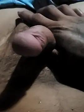 uncutlatino28