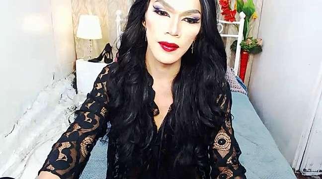 vividly_glam