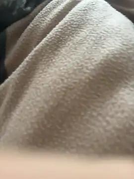 youngcouple18_19