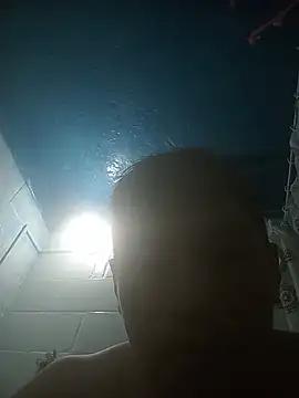 zoee25J